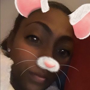 Meet your Posher, Alecia